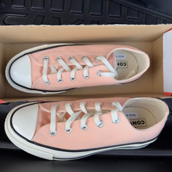 70’s low top coral converse - Picture 4 of 7